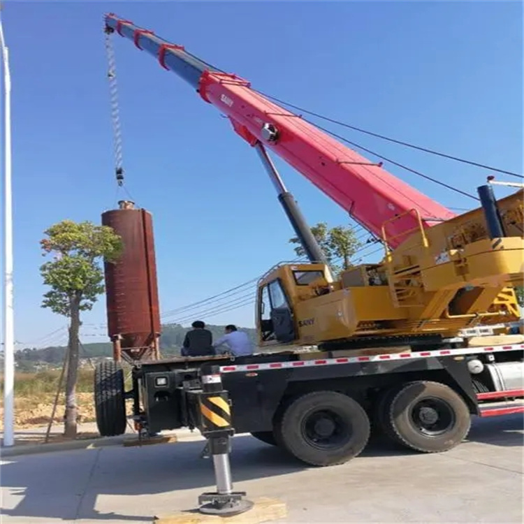 新华镇80吨吊车出租多少钱